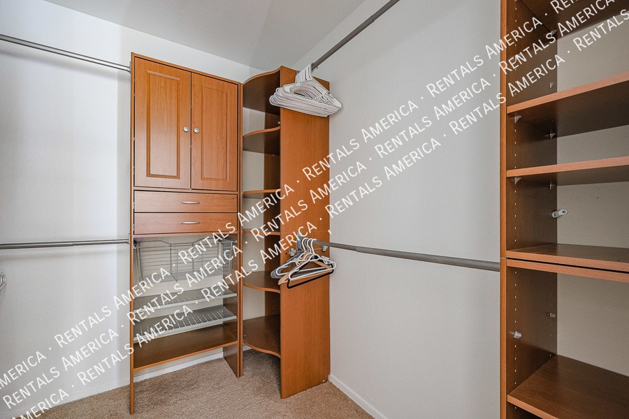 Building Photo - 4647 E Lavender Ln