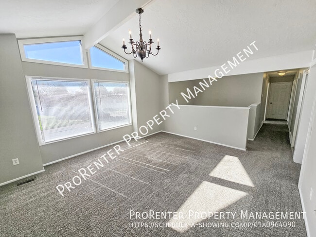 Building Photo - 929 Wasatch Dr