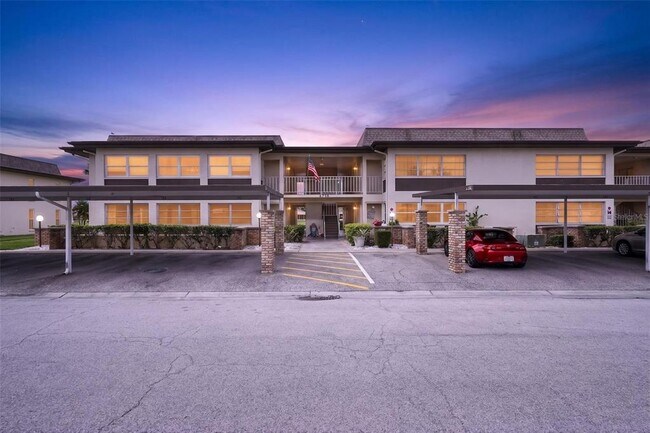 Building Photo - 4758 Jasper Dr