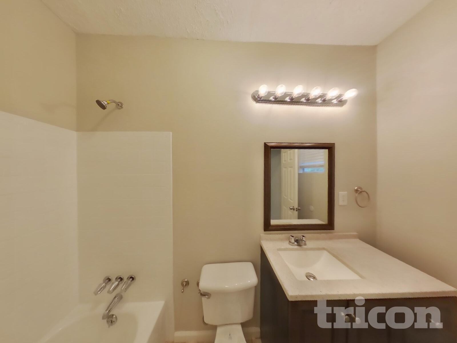 Building Photo - 365 Anna Ave