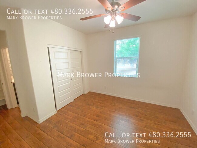 Building Photo - 3842 E Alfalfa Dr