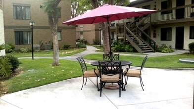 Building Photo - Heritage Park Senior Apartments