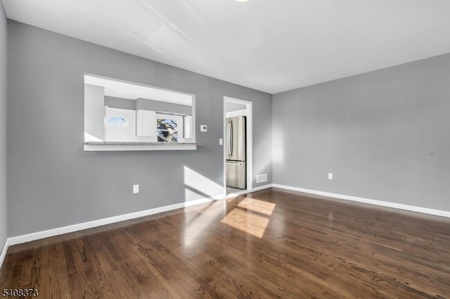 Building Photo - 415 Highland Pl