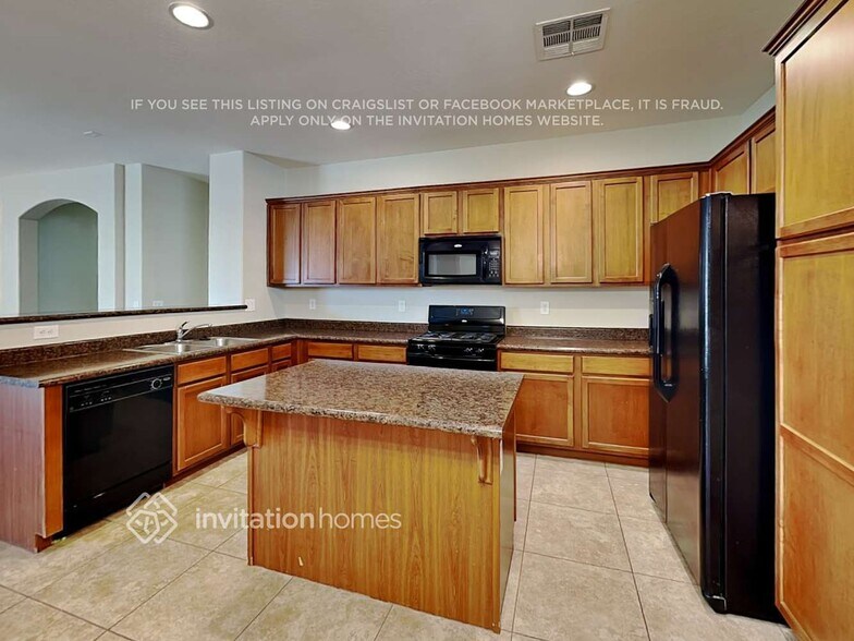 Building Photo - 18016 W Palo Verde Ave