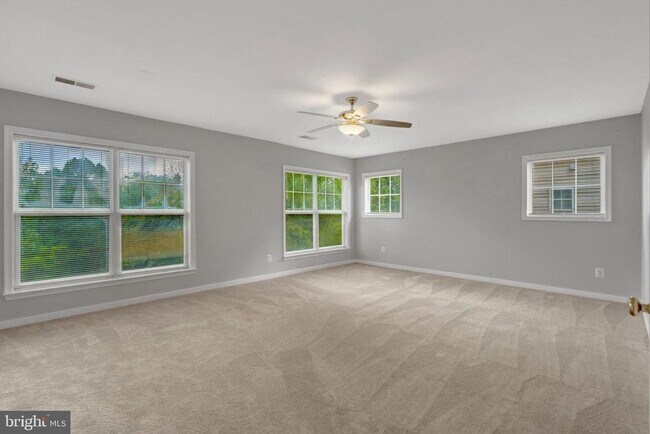 Building Photo - 26161 Rachel Hill Dr