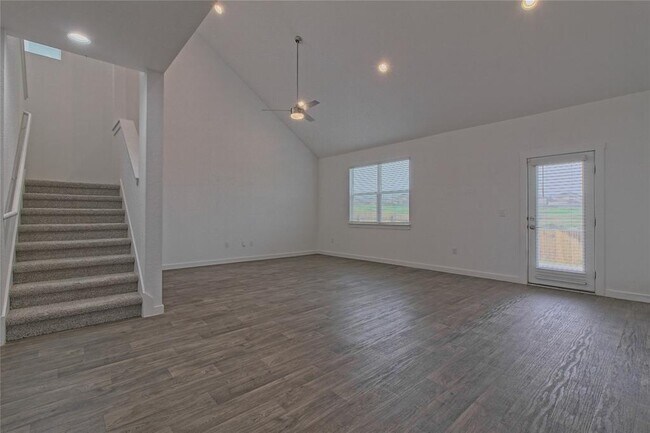 Building Photo - 13800 Clerk St