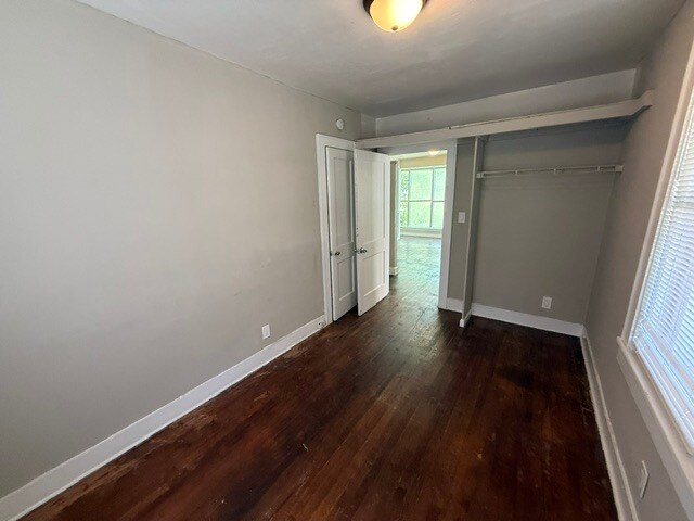 Building Photo - 4021 Gary Dr