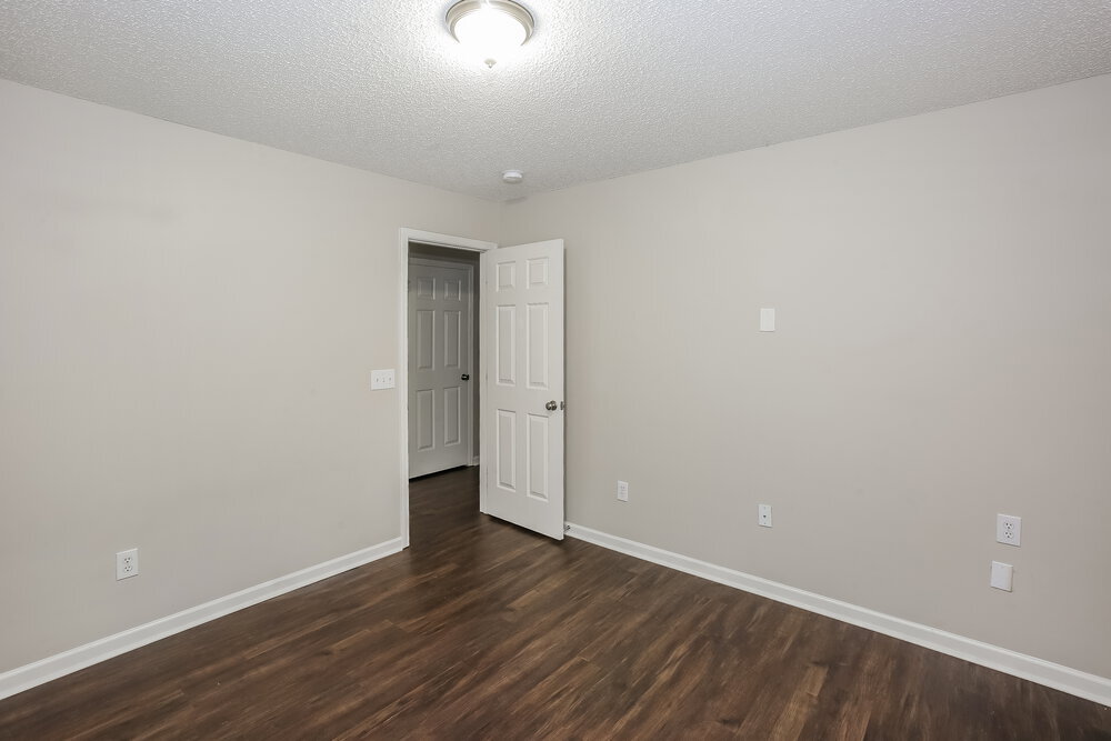 Building Photo - 3913 Edgeview Dr