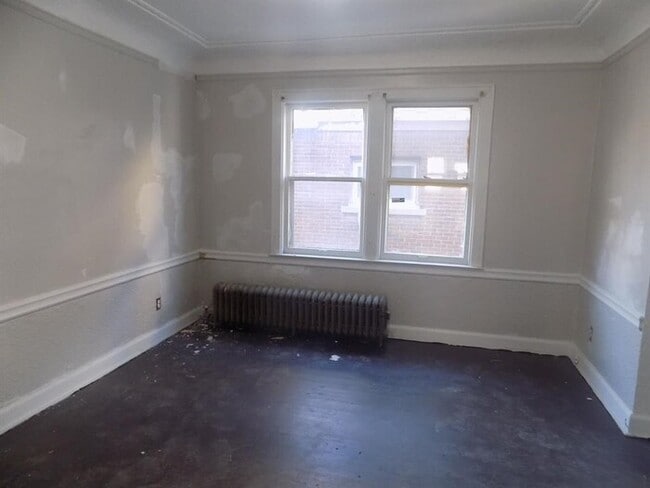 Building Photo - 14137 Mansfield St