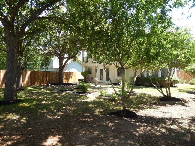 Building Photo - 2503 Autrey Dr