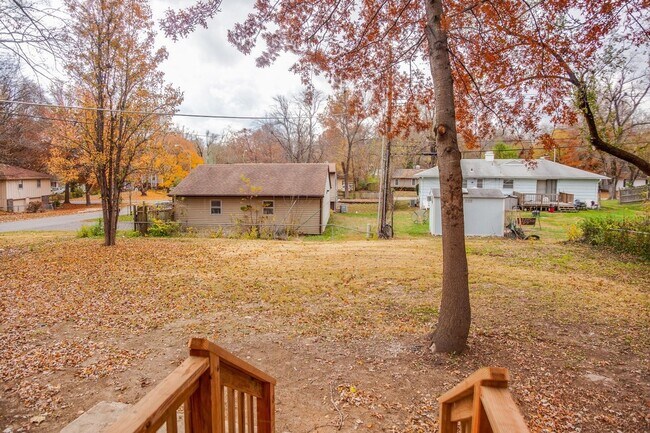 Building Photo - Beautiful Home in Kansas City!
