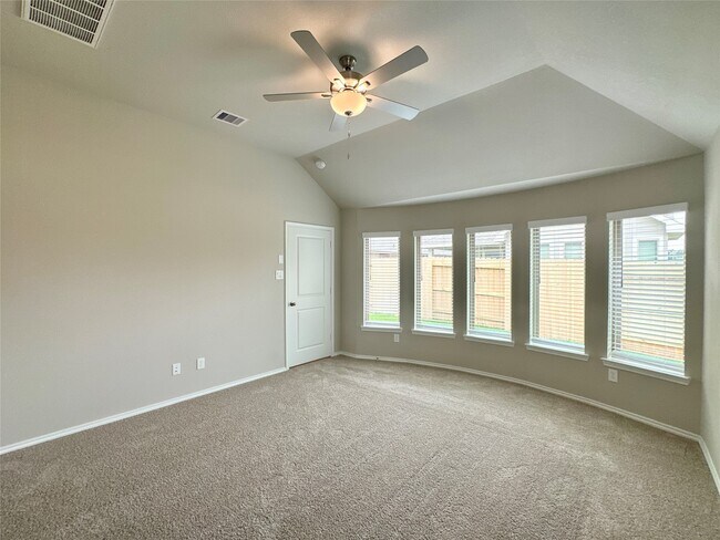Building Photo - 3274 Old Ironwood Dr