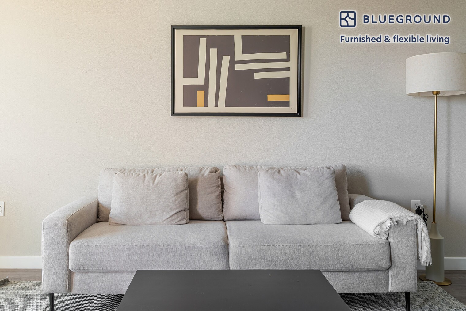 Building Photo - 3560 Rambla Pl