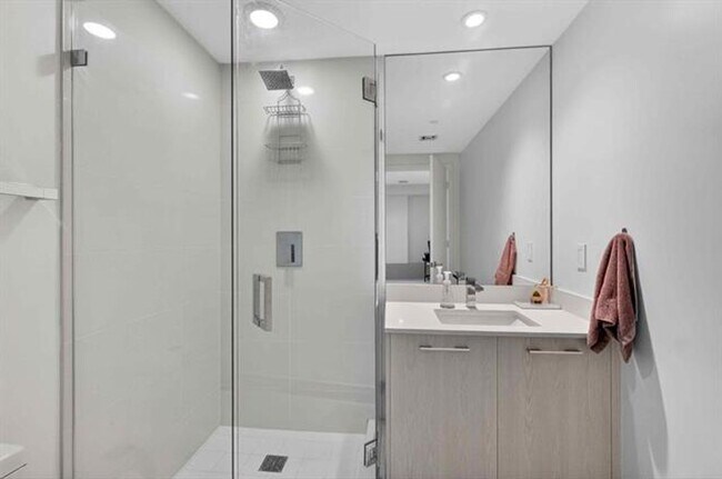 Building Photo - 55 SW 9th St