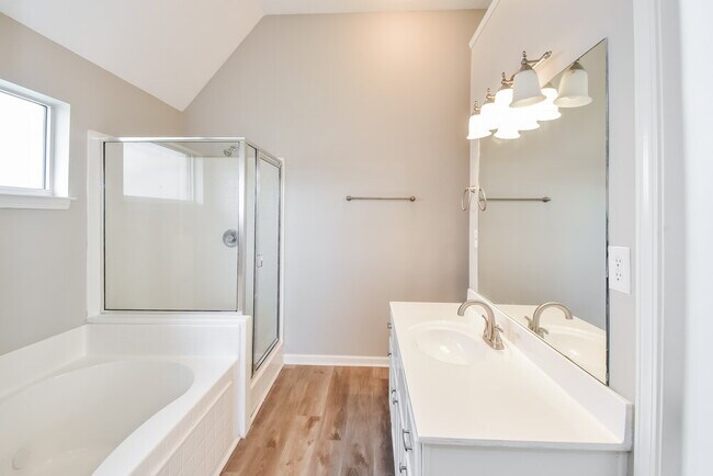 Building Photo - 7776 Gosbrook Ln