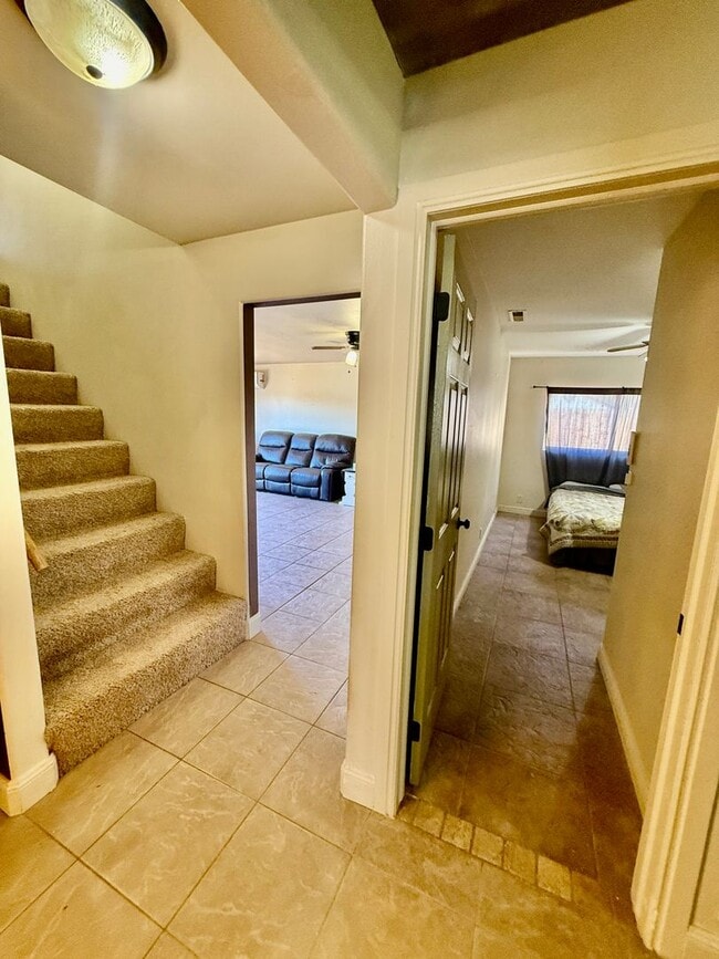 Building Photo - 4-BR Home with Horse Privileges in Apple Valley