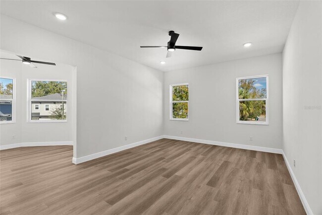 Building Photo - 4009 W Euclid Ave