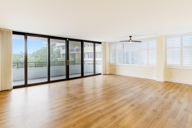 Building Photo - 3589 S Ocean Blvd
