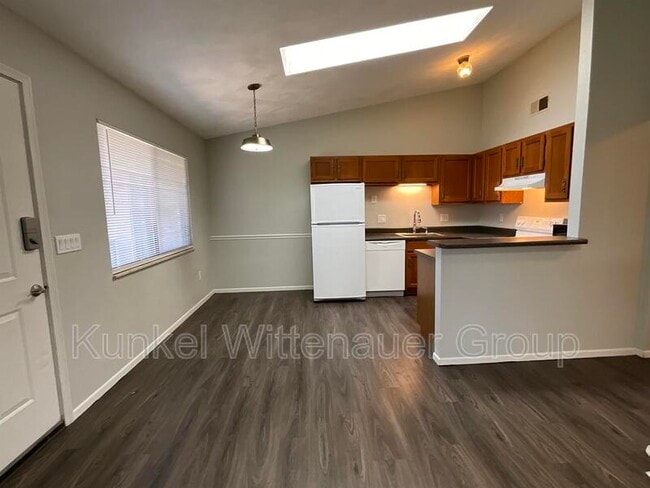 Building Photo - 216 Eagle Ridge