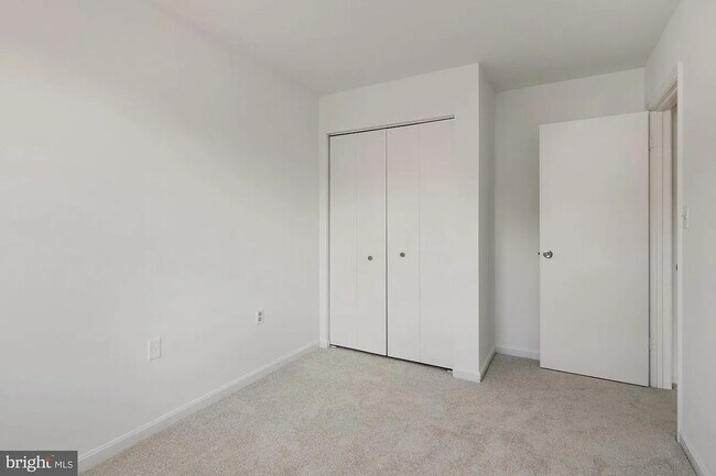 Building Photo - 505 McManus Way