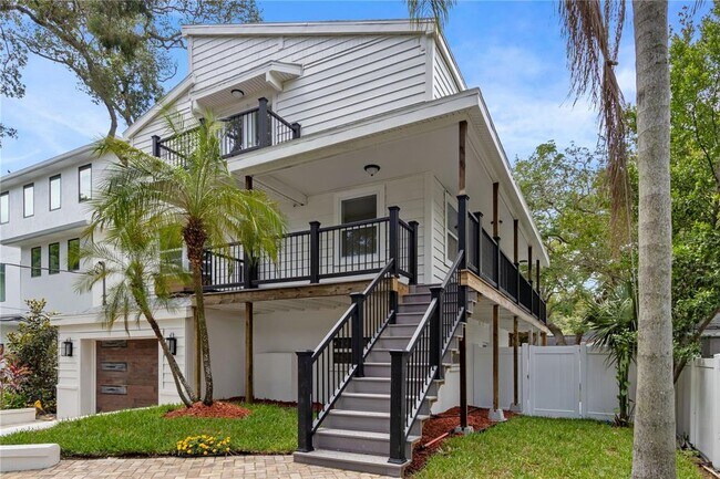 Building Photo - 3232 W Oakellar Ave