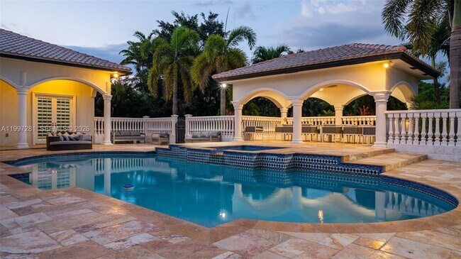 Building Photo - 13751 Pine Meadow Ct