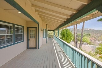 Building Photo - 5BR Home in Ramona Country Estates with Pool & Views