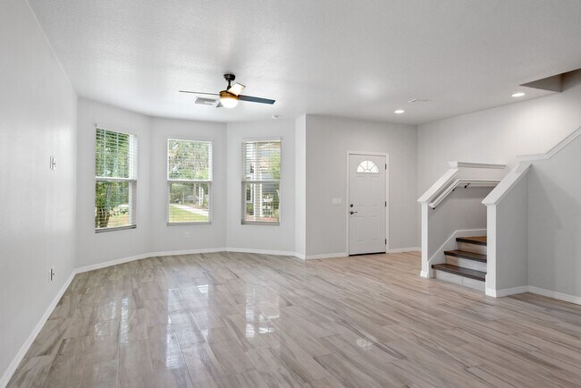 Building Photo - Adorable Home in Casselberry for Lease