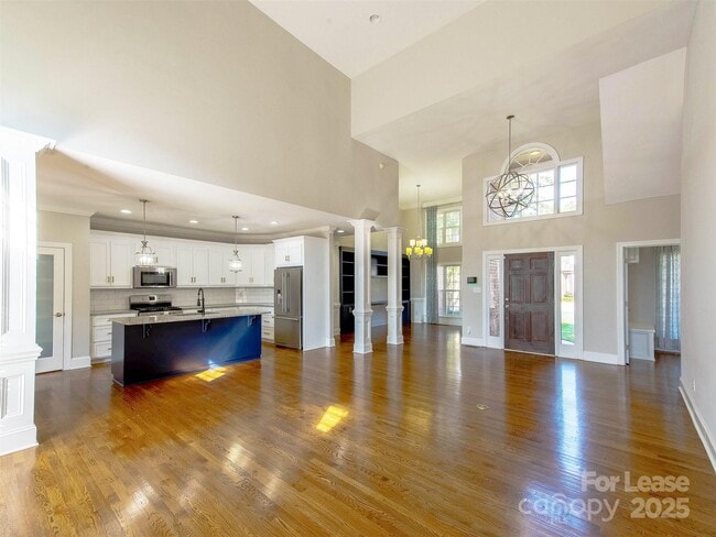 Building Photo - 1200 Mendenhall Ct