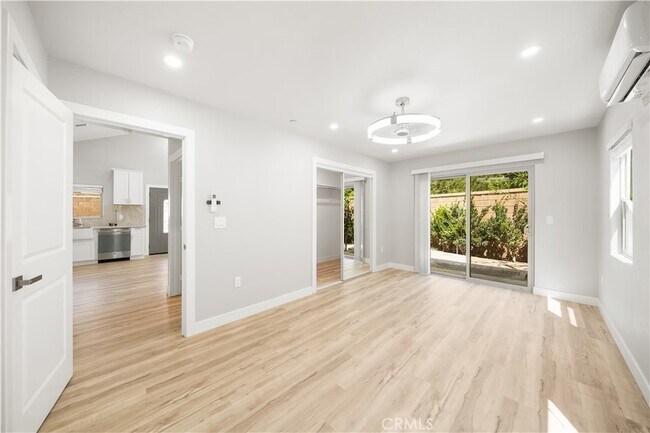 Building Photo - 177 Hargrove