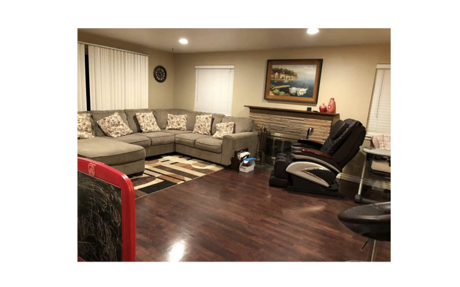 Building Photo - 3643 35th Ave W