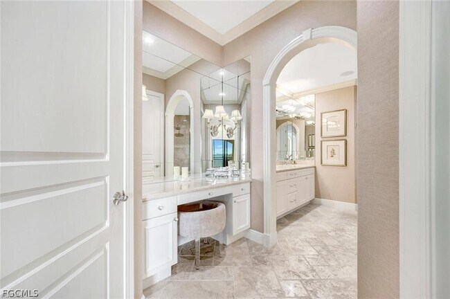 Building Photo - 2542 Marquesa Royale Ln