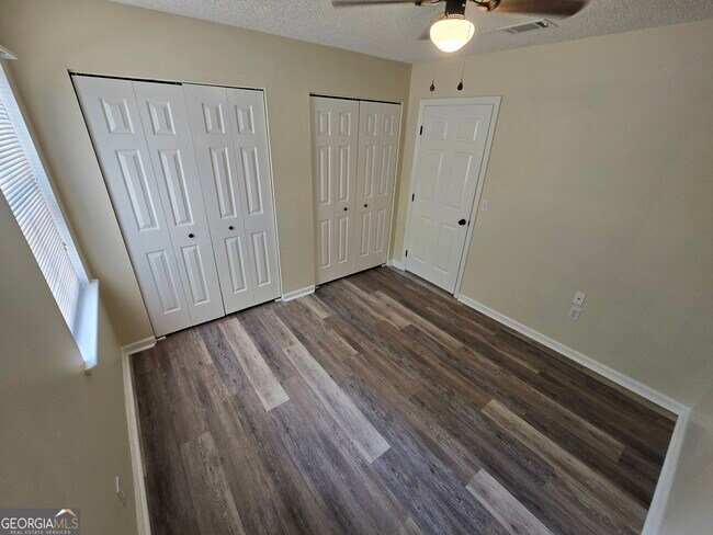 Building Photo - 106 Egret Ct