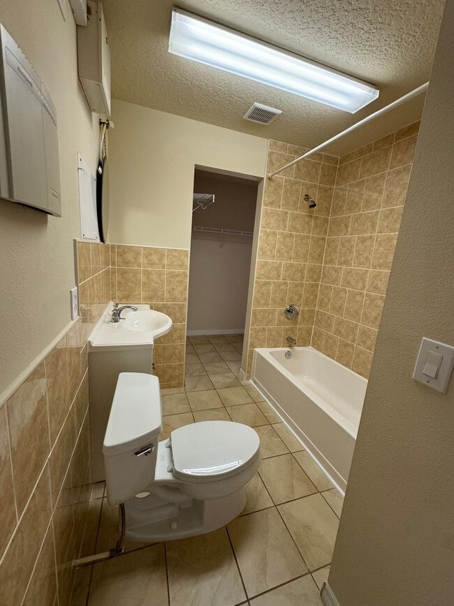 Building Photo - WELL MAINTAINED 4 BDRM 3.5 BATH HOME LOCATED IN EAST PARK/LAKE NONA