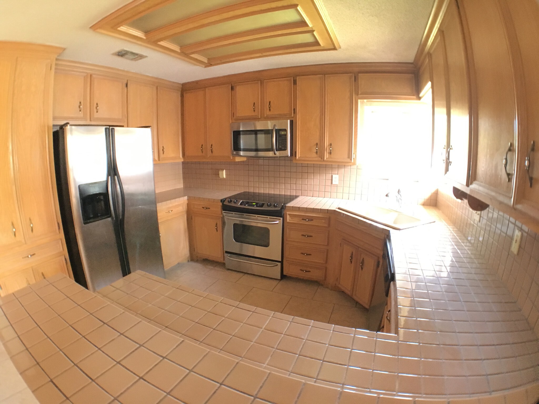 Building Photo - 3809 N 1st Ln W