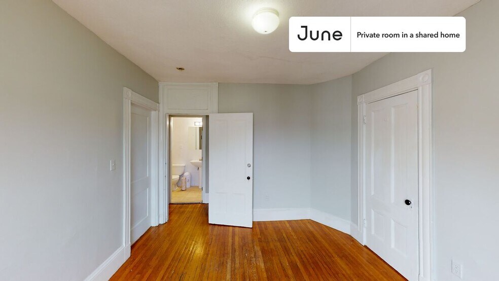 Building Photo - Room in Shared 4 bed/2 bath home