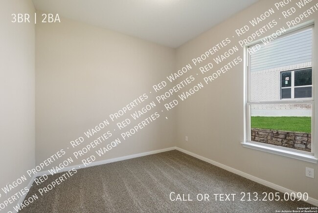 Building Photo - 4025 Arena Blanca
