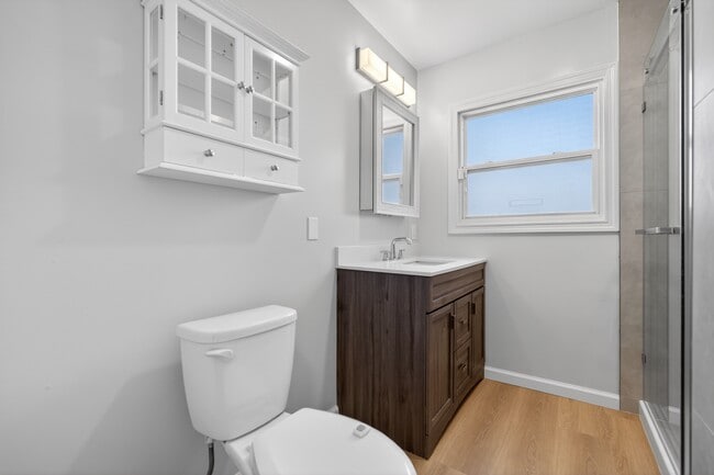 Building Photo - 3814 Clough Ave