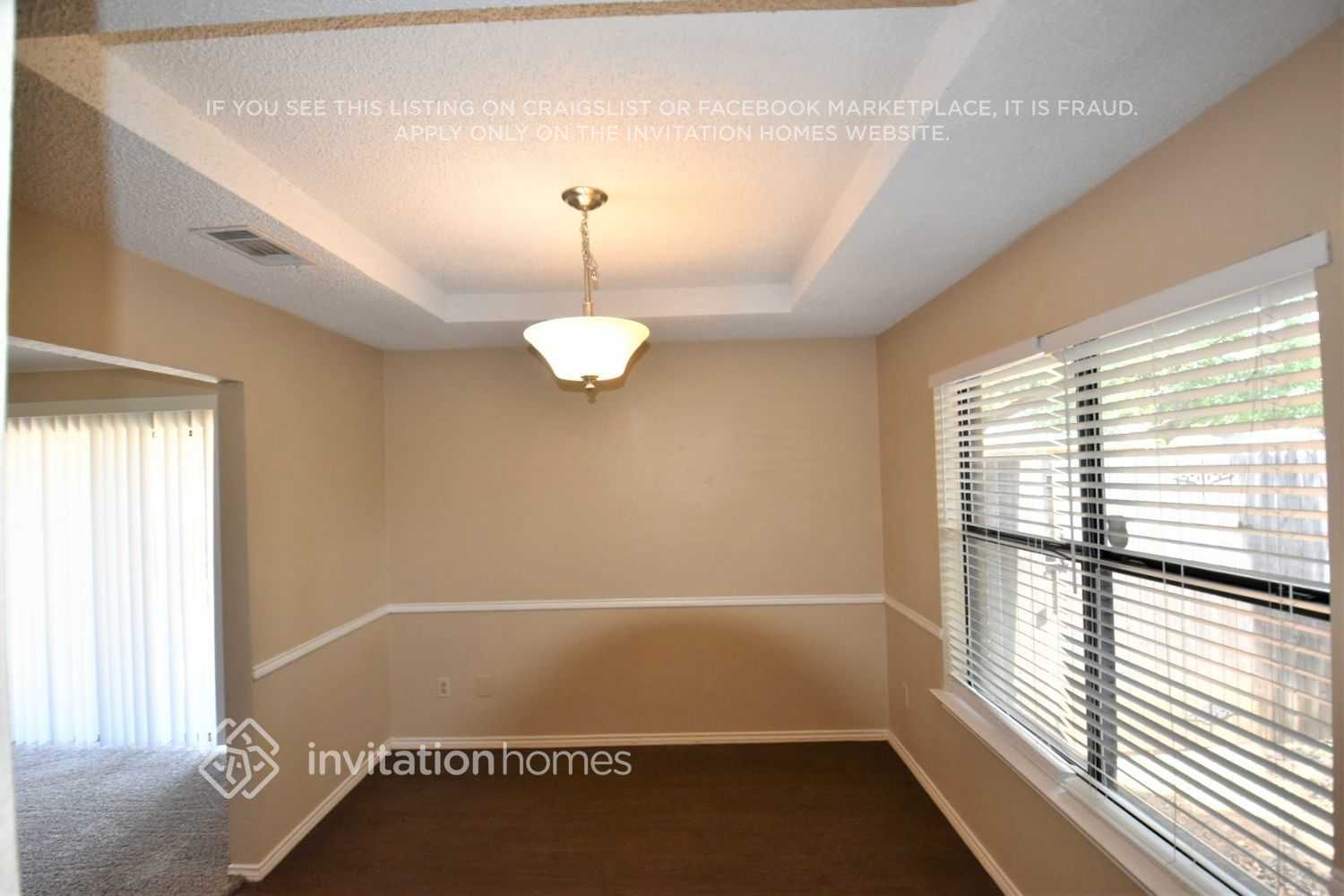 Building Photo - 105 Creek Courts Dr