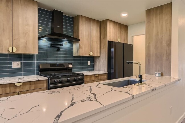 Building Photo - 1112 Milford Way