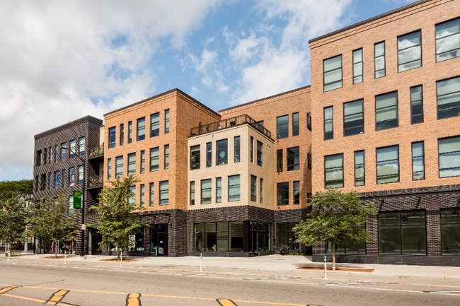 Building Photo - 8001 Kercheval Ave