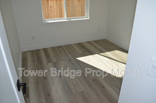Building Photo - 2839 Taft St