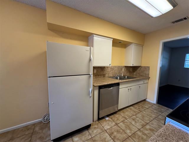 Building Photo - 432 Sandy Trail