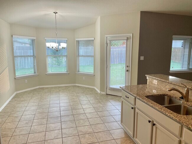 Building Photo - 116 Zoisite Ln