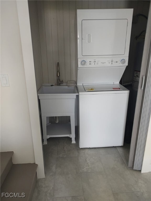 Building Photo - 20711 Port Dr