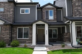 Building Photo - 2041 N 380 E