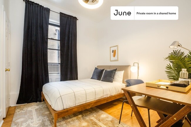 Primary Photo - Room in Shared 4 bed/1 bath home