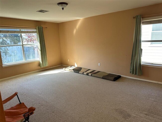 Building Photo - 3200 Peruga Ln