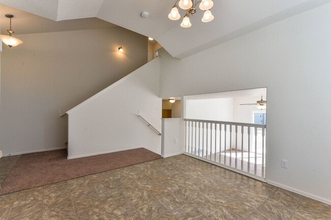 Building Photo - 476 Havenbrook Dr