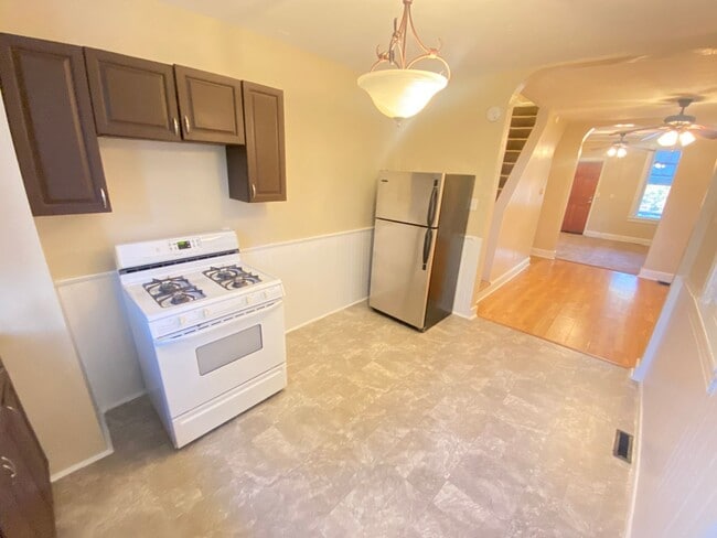 Primary Photo - Charming 3 Bedroom, 1 Bath Home in York, Pa!